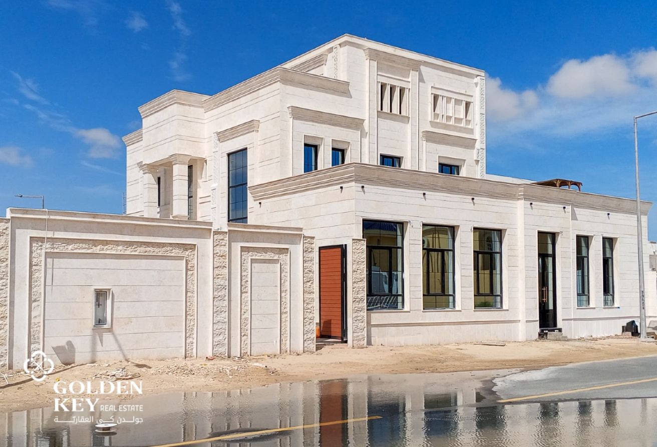 Luxury 8BR Villa w/ Outdoor Majlis in Al Gharaffa