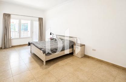 Apartment - 1 Bedroom - 2 Bathrooms for rent in West Porto Drive - Porto Arabia - The Pearl Island - Doha