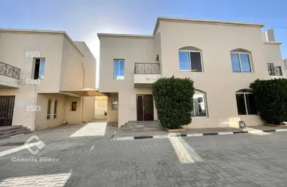 فيلا - 5 غرف نوم - 4 حمامات للايجار في الريان القديمة - الريان - الدوحة