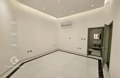 Compound - 5 Bedrooms - 6 Bathrooms for rent in West Bay - West Bay - Doha