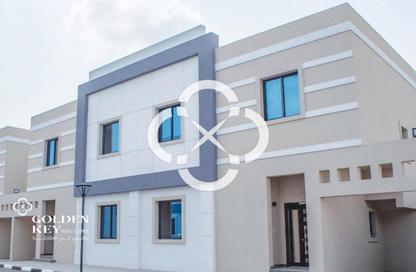 Villa - 3 Bedrooms - 4 Bathrooms for rent in Al Gharrafa - Al Gharrafa - Doha