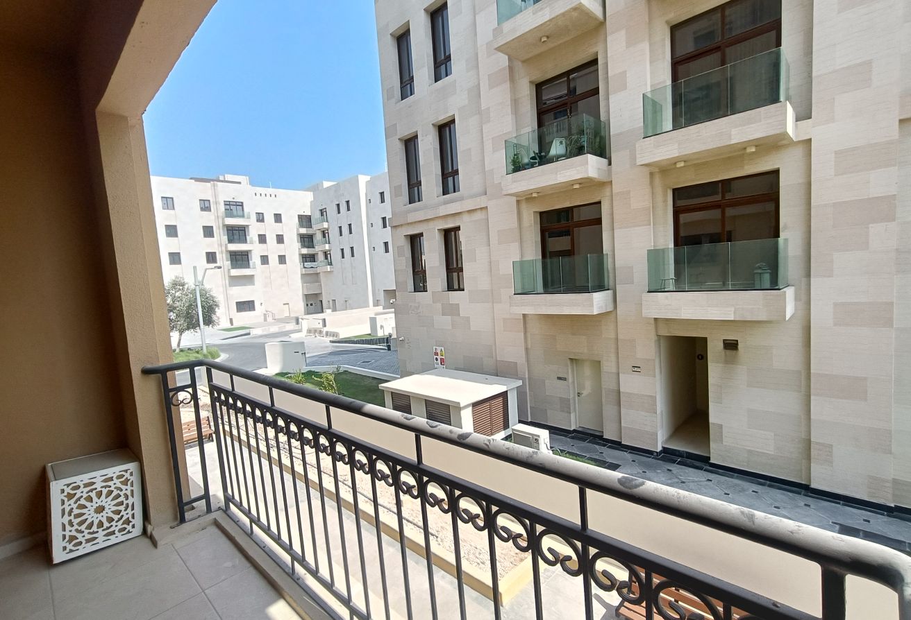 Spacious 1Bhk Fully Furnished|With Balcony| thumbnail 4