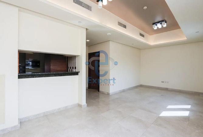 57782106 - Property Image 3