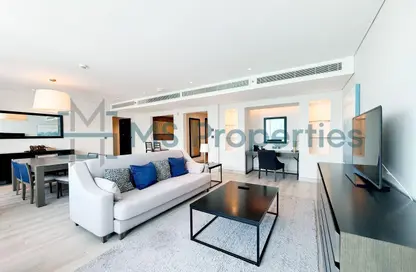 Apartment - 2 Bedrooms - 3 Bathrooms for rent in Al Shatt Street - West Bay - Doha