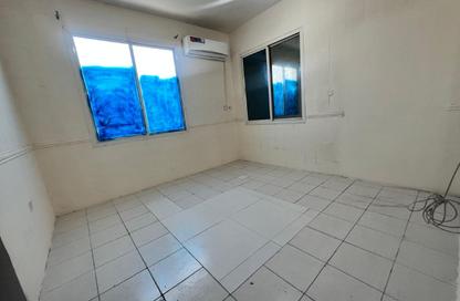 Apartment - Studio - 1 Bathroom for rent in Al Luqta - Doha