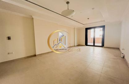 Apartment - 1 - 2 for rent in West Porto Drive - Porto Arabia - The Pearl Island - Doha