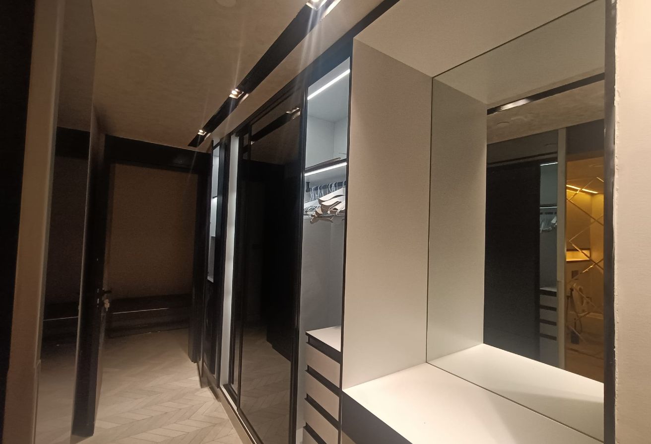 1 Month Free | Luxury Furnished 1BR | The Pearl thumbnail 5