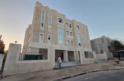 Apartment - 2 Bedrooms - 3 Bathrooms for rent in Al Messila - Al Messila - Doha