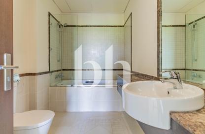 Apartment - 2 Bedrooms - 2 Bathrooms for rent in Carnaval - Qanat Quartier - The Pearl Island - Doha Apartment - 2 Bedrooms - 2 Bathrooms for rent in Carnaval - Qanat Quartier - The Pearl Island - Doha