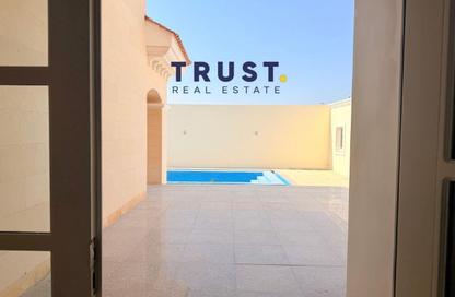 Villa - 6 Bedrooms - 7 Bathrooms for sale in Huzoom Villas - Lusail City - Lusail