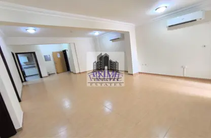 Apartment - 3 Bedrooms - 2 Bathrooms for rent in Al Nasr Street - Al Nasr - Doha