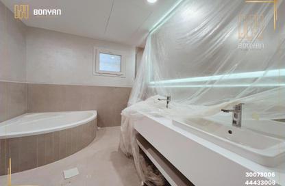 Villa - 4 Bedrooms - 5 Bathrooms for rent in West Bay Lagoon Villas - West Bay Lagoon - West Bay Lagoon - Doha