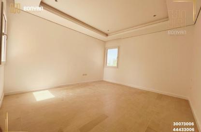 Villa - 4 Bedrooms - 5 Bathrooms for rent in West Bay Lagoon Villas - West Bay Lagoon - West Bay Lagoon - Doha