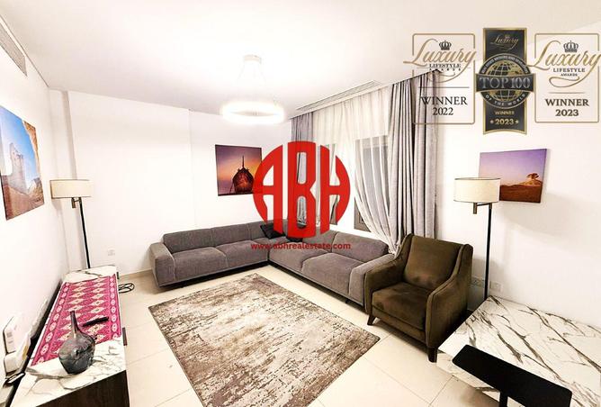 983178 - Property Main Image