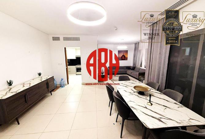 983178 - Property Image 2