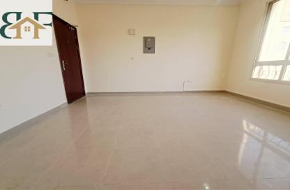 Apartment - 1 Bedroom - 1 Bathroom for rent in Umm Ghwailina Comm - Umm Ghuwalina - Umm Ghuwailina - Doha Apartment - 1 Bedroom - 1 Bathroom for rent in Umm Ghwailina Comm - Umm Ghuwalina - Umm Ghuwailina - Doha