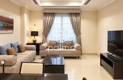Apartment - 1 Bedroom - 2 Bathrooms for rent in West Porto Drive - Porto Arabia - The Pearl Island - Doha