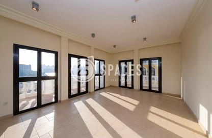 Apartment - 3 Bedrooms - 4 Bathrooms for rent in Carnaval - Qanat Quartier - The Pearl Island - Doha Apartment - 3 Bedrooms - 4 Bathrooms for rent in Carnaval - Qanat Quartier - The Pearl Island - Doha