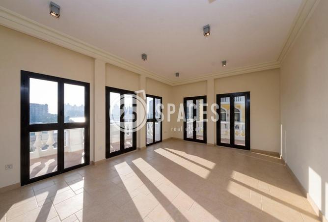 61171026 - Property Main Image