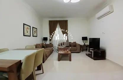 Apartment - 2 Bedrooms - 2 Bathrooms for rent in Umm Ghuwalina - Umm Ghuwailina - Doha