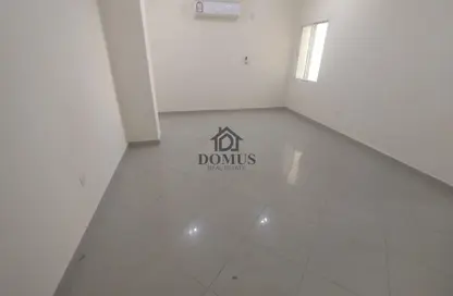 Apartment - 2 Bedrooms - 2 Bathrooms for rent in Hiteen Street - Al Muntazah - Doha