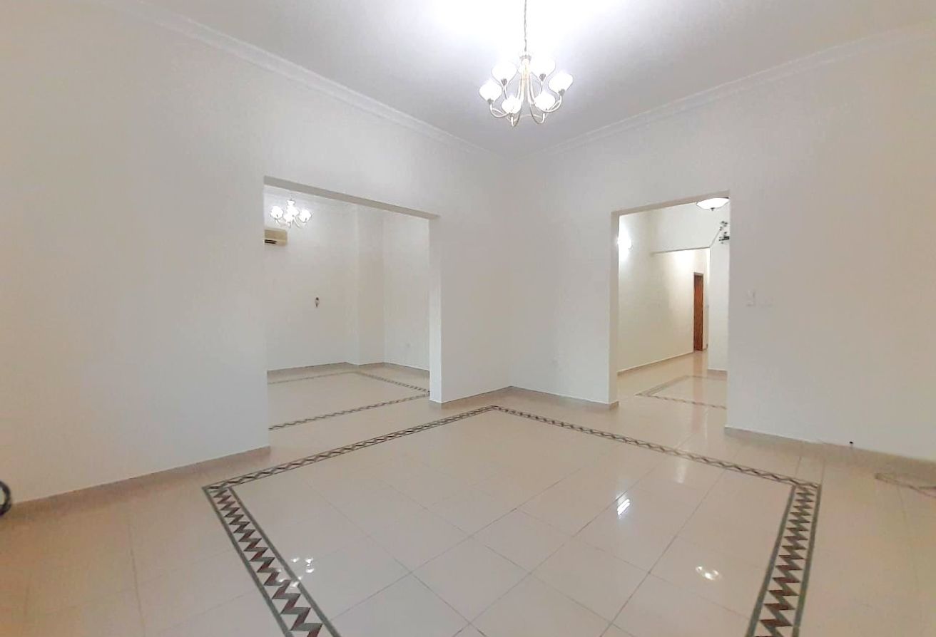 *BRAND NEW APARTMENT* UNFURNISHED 2 BHK + BALCONY