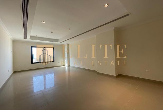 52640172 - Property Image 2