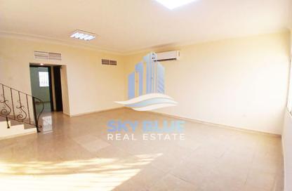 Villa - 4 Bedrooms - 3 Bathrooms for rent in Old Airport Road - Old Airport Road - Doha