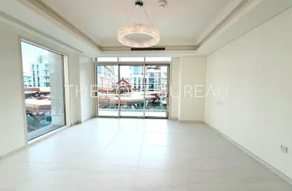 Apartment - 1 Bedroom - 2 Bathrooms for sale in Crystal Residence - Gewan Island - The Pearl Island - Doha