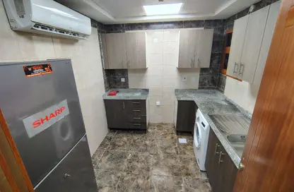 Apartment - 2 Bedrooms - 3 Bathrooms for rent in Al Muntazah Street - Al Muntazah - Doha