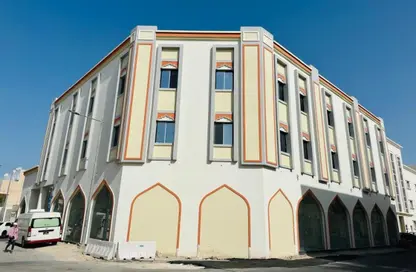 Shop - Studio - 1 Bathroom for rent in Fereej Kulaib - Doha