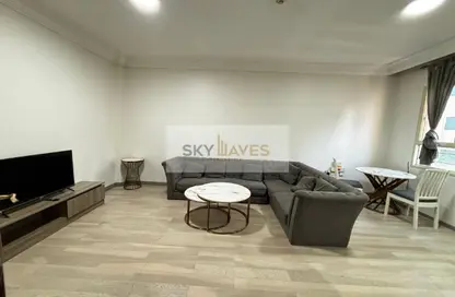 Apartment - 1 Bedroom - 2 Bathrooms for rent in Al Khayareen Tower - Old Salata - Salata - Doha