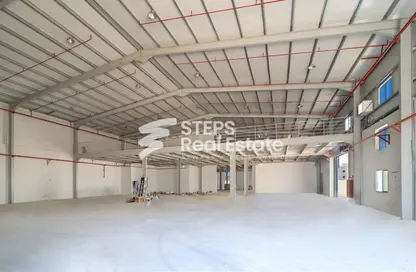 مخزن - استوديو - 1 حمام للايجار في شارع الصناعية الشرقي - بركة العوامر - الوكرة