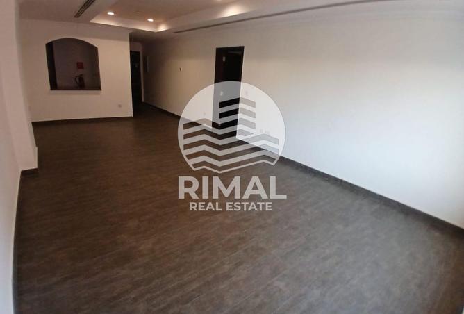 54152530 - Property Image 2