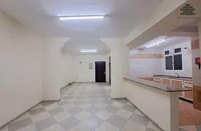 Apartment - 2 Bedrooms - 2 Bathrooms for rent in Musheireb Apartments - Musheireb - Doha