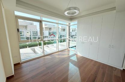 Apartment - 2 Bedrooms - 4 Bathrooms for rent in Crystal Residence - Gewan Island - The Pearl Island - Doha