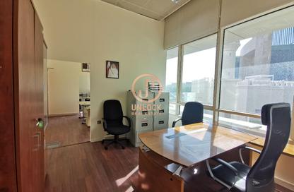 Office Space - Studio - 1 Bathroom for rent in West Bay Tower - West Bay - West Bay - Doha