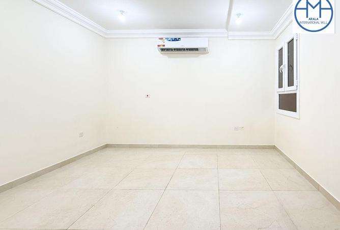 2OimXwvC7BA - Property Image 3