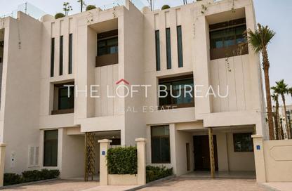 Townhouse - 5 Bedrooms - 6 Bathrooms for sale in Giardino Gardens - Giardino Villas - The Pearl Island - Doha