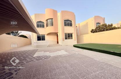 Villa - 5 - 5 for rent in Izghawa - Izghawa - Doha