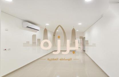 Apartment - 2 Bedrooms - 2 Bathrooms for rent in Al Murrah - Al Rayyan - Doha