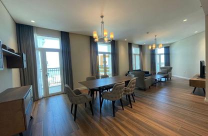 Apartment - 1 Bedroom - 2 Bathrooms for sale in Floresta Gardens - Floresta Gardens - The Pearl Island - Doha