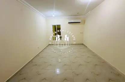 Compound - 1 Bedroom - 1 Bathroom for rent in Star Villas - Muaither South - Muaither Area - Doha