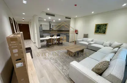 Apartment - 2 Bedrooms - 2 Bathrooms for rent in Giardino Apartments - The Pearl Island - Doha