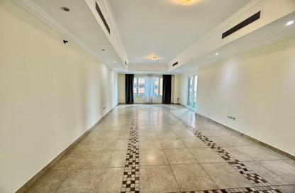 Apartment - 2 Bedrooms - 3 Bathrooms for rent in East Porto Drive - Porto Arabia - The Pearl Island - Doha