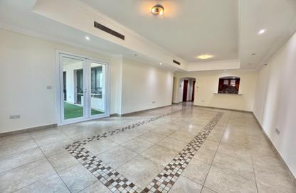 Apartment - 2 Bedrooms - 3 Bathrooms for rent in East Porto Drive - Porto Arabia - The Pearl Island - Doha