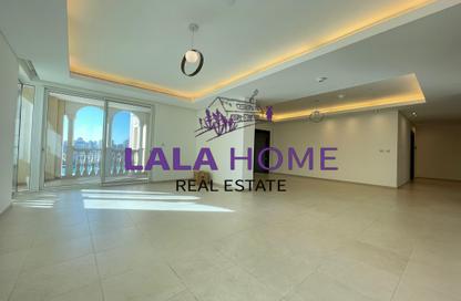 Apartment - 2 Bedrooms - 3 Bathrooms for rent in Viva East - Viva Bahriyah - The Pearl Island - Doha