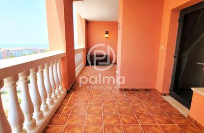 Apartment - 2 Bedrooms - 3 Bathrooms for rent in West Porto Drive - Porto Arabia - The Pearl Island - Doha