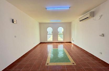Apartment - 2 Bedrooms - 2 Bathrooms for rent in Old Airport Road - Old Airport Road - Doha Apartment - 2 Bedrooms - 2 Bathrooms for rent in Old Airport Road - Old Airport Road - Doha
