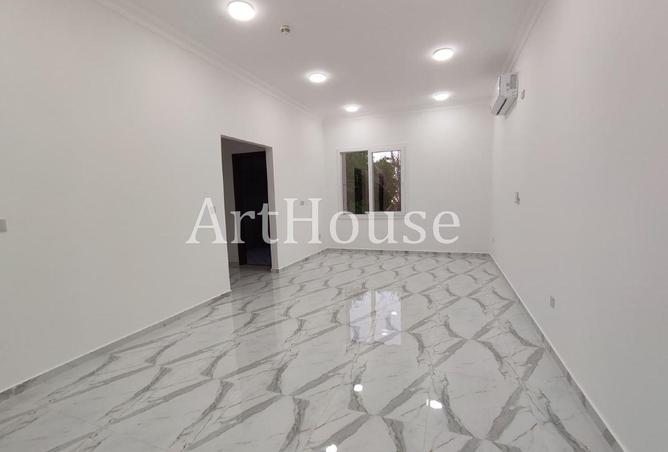 60777832 - Property Main Image